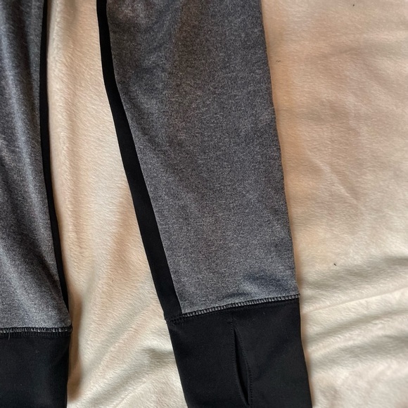 Pink (M) Quarter Zip - Picture 6 of 7